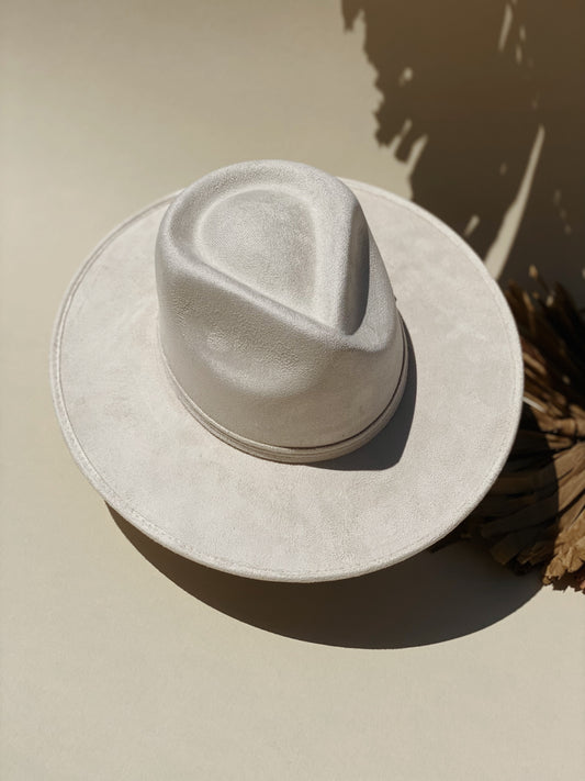 Teardrop Fedora - Ivory